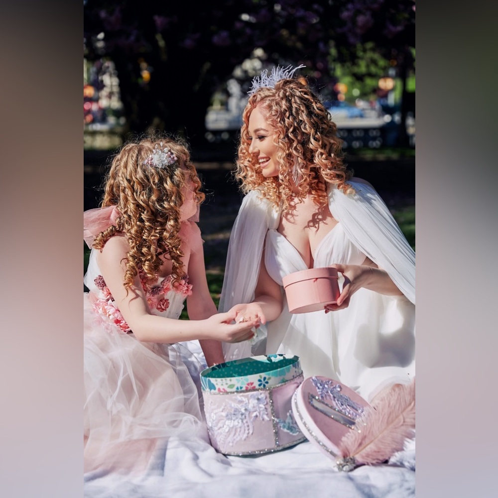 Simple wedding dress,Classic wedding dress,Wedding dress for mother and daughter - Picture 3 of 17